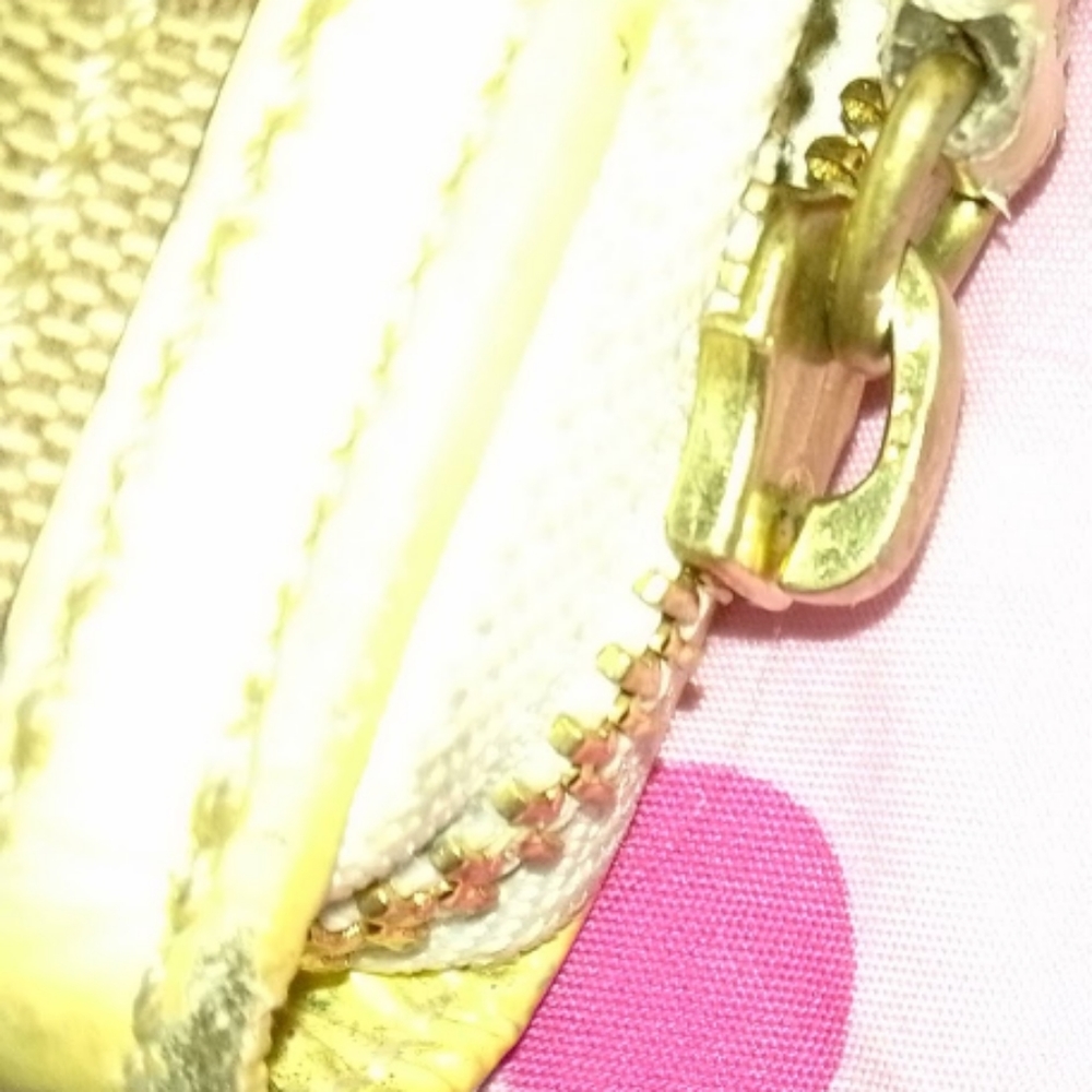 Tan and white leather coach wallet - Picture 7 of 8